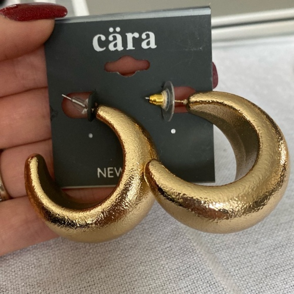 Cara Gold earrings, brand new, $24.99